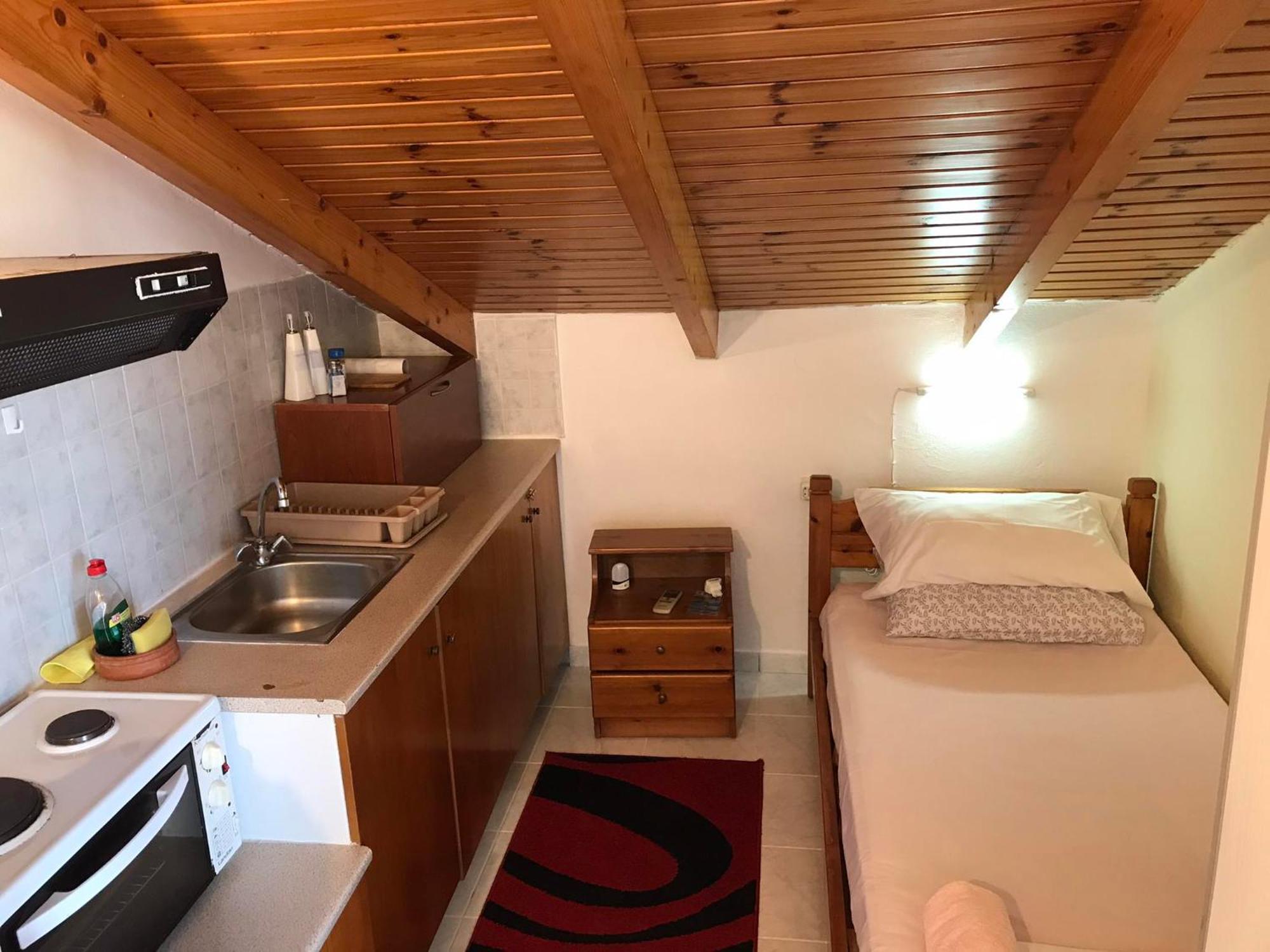 Ion Apartments Messolonghi Single Bed Room Mountain View Loft Missolonghi Bagian luar foto